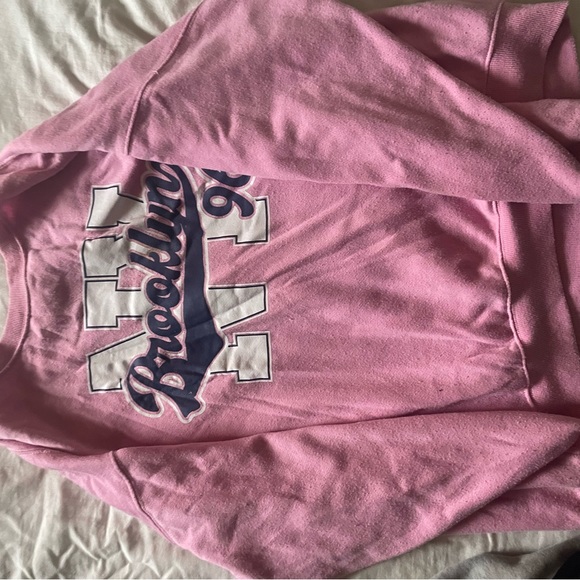 Urban Behaviour pink crewneck - Picture 3 of 3